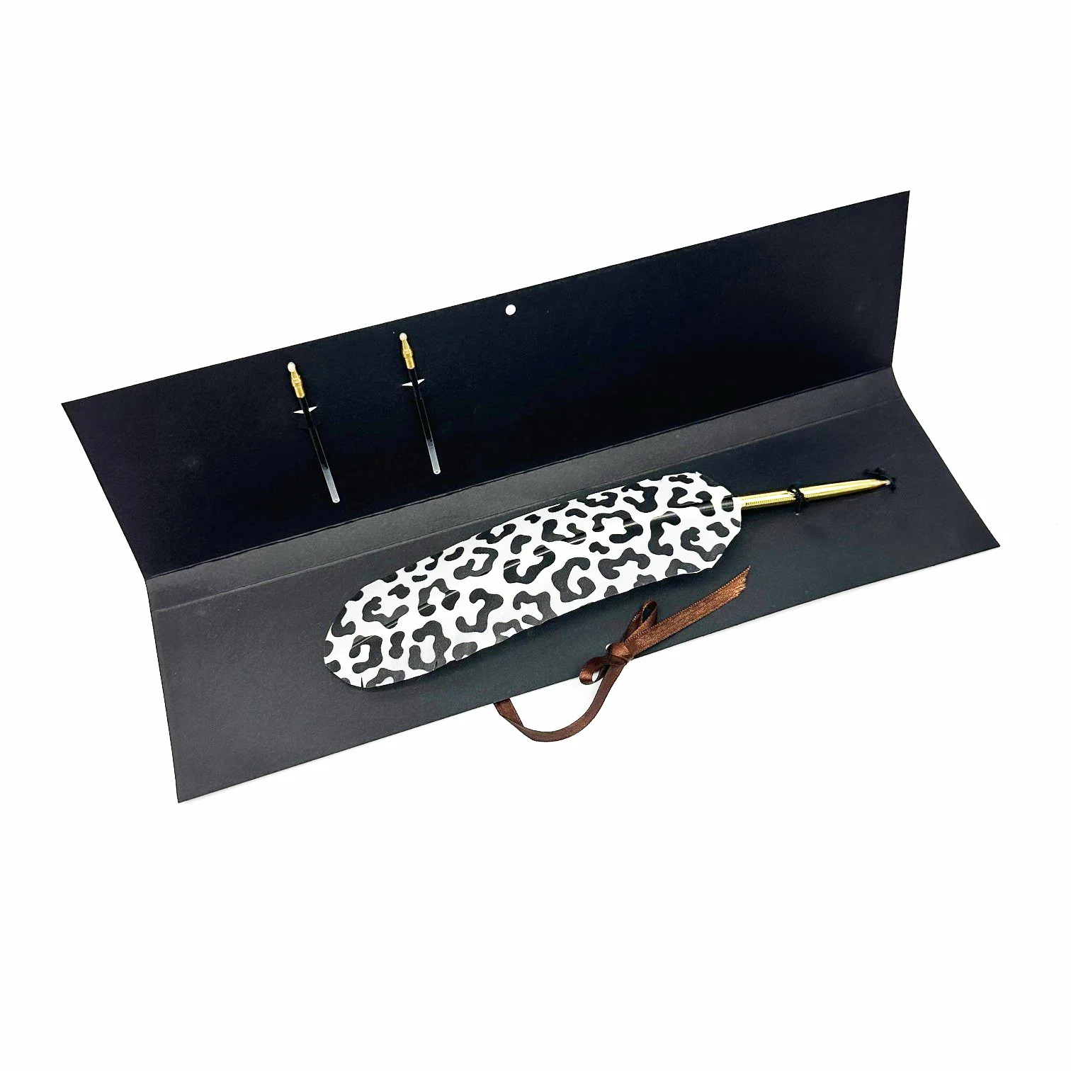 Animal Print Feather Ballpoint Pen with 2 refills in folder - Image 4